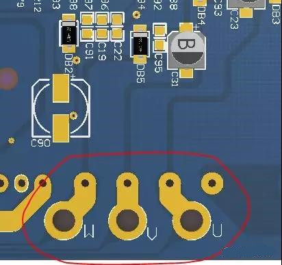 PCB設(shè)計(jì)不僅可以將PCB實(shí)現(xiàn)為即插即用的插件，而且可以增加焊料的厚度以達(dá)到過大電流的目的。