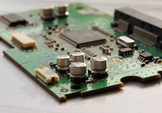 PCB制板工藝中的過(guò)孔塞油是什么意思？